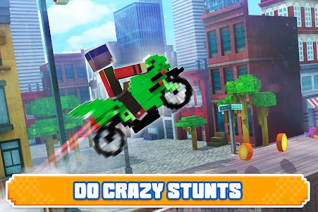 Blocky Superbikes Race Game 2.11.45 screenshot 3