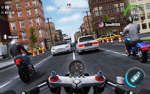 Moto Traffic Race 2 1.27.03 screenshot 3